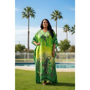 Women Plus Size Polyester Paisley Print Green Kaftan Dress by Gypsie Blu